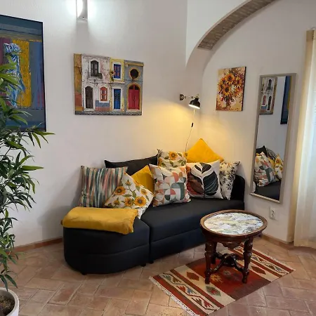 Casa vacanze Sunflowers House Cozy Old Town House Olhão